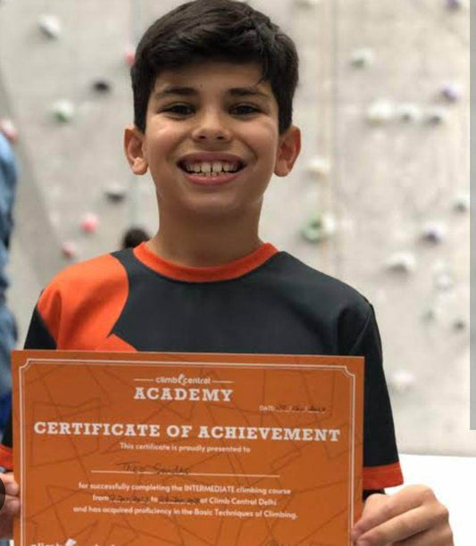 Climb Central Academy of Indoor Rock Climbing | Mehrauli-Gurgaon Road New Delhi - ActivityKidz