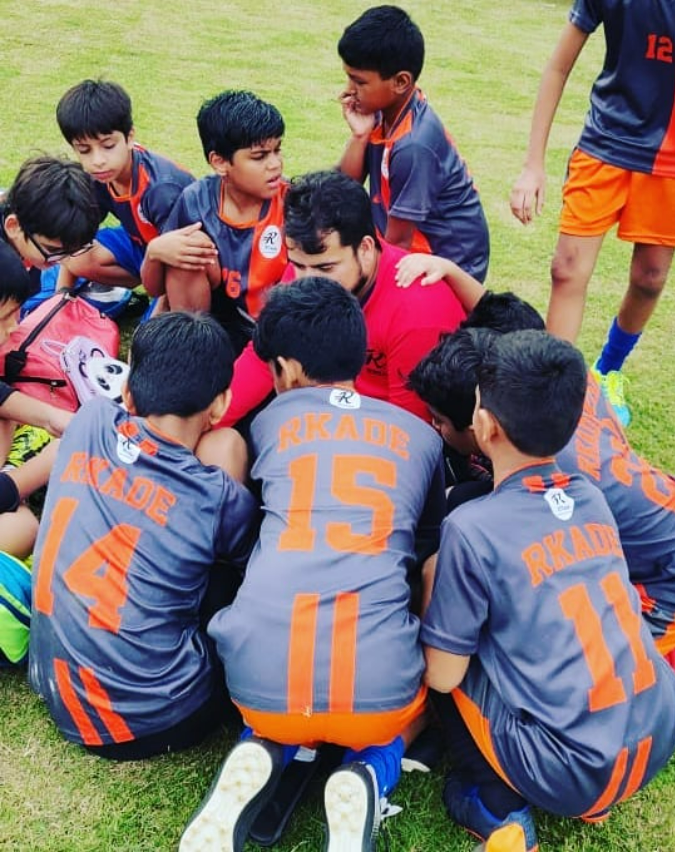 R Kade Sports Academy for Cricket Basketball Tennis & Football | Sector 10A Gurgaon