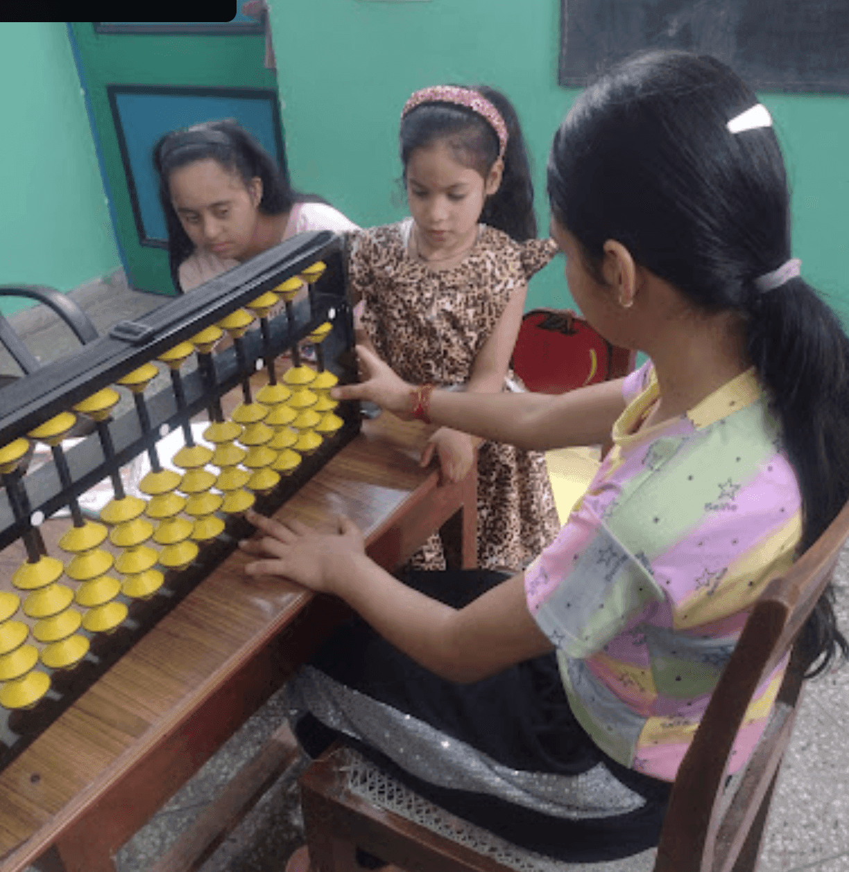 Smart Brain Learners Academy | Abacus and Vedic maths | Near Mamta Hospital Gurgaon - ActivityKidz