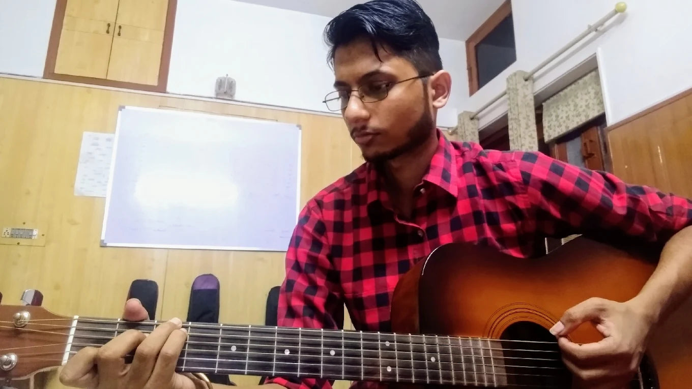 Sonorous Six Guitar Classes | Sector 17A Gurgaon
