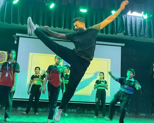 Samdanza Dance Studio for Hip-Hop Zumba Bollywood Classes | Sector 5 Gurgaon - ActivityKidz