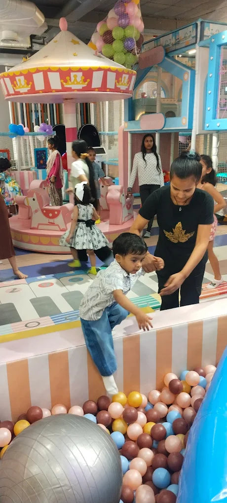 Zig Zag Zoh Play Area | DLF Phase 1 Gurgaon
