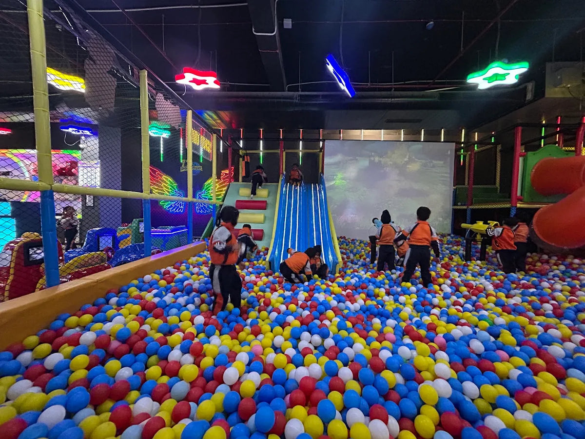 72 Mad Street Bowling & Game Zone | Green City Square Mall Bathinda