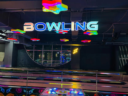 72 Mad Street Bowling Cricket Arcade & VR | Sector 67 Gurugram
