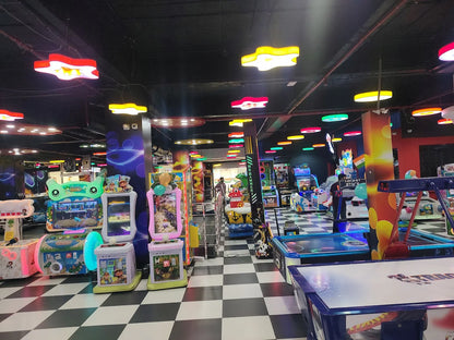 72 Mad Street for Bowling & Arcade Games | Gomti Nagar Lucknow