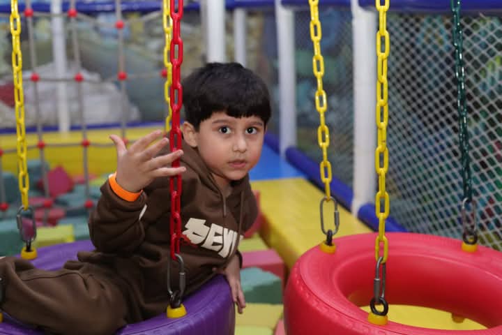 72 Mad Street for Bowling & Arcade Games | Gomti Nagar Lucknow