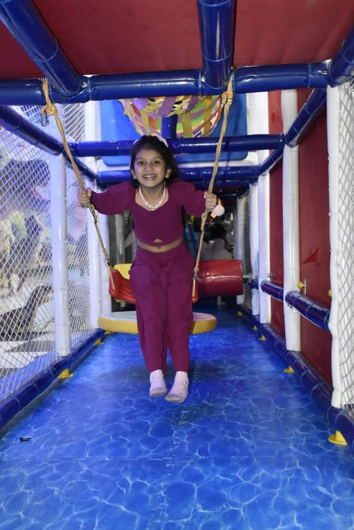 72 Mad Street for Bowling & Arcade Games | Gomti Nagar Lucknow