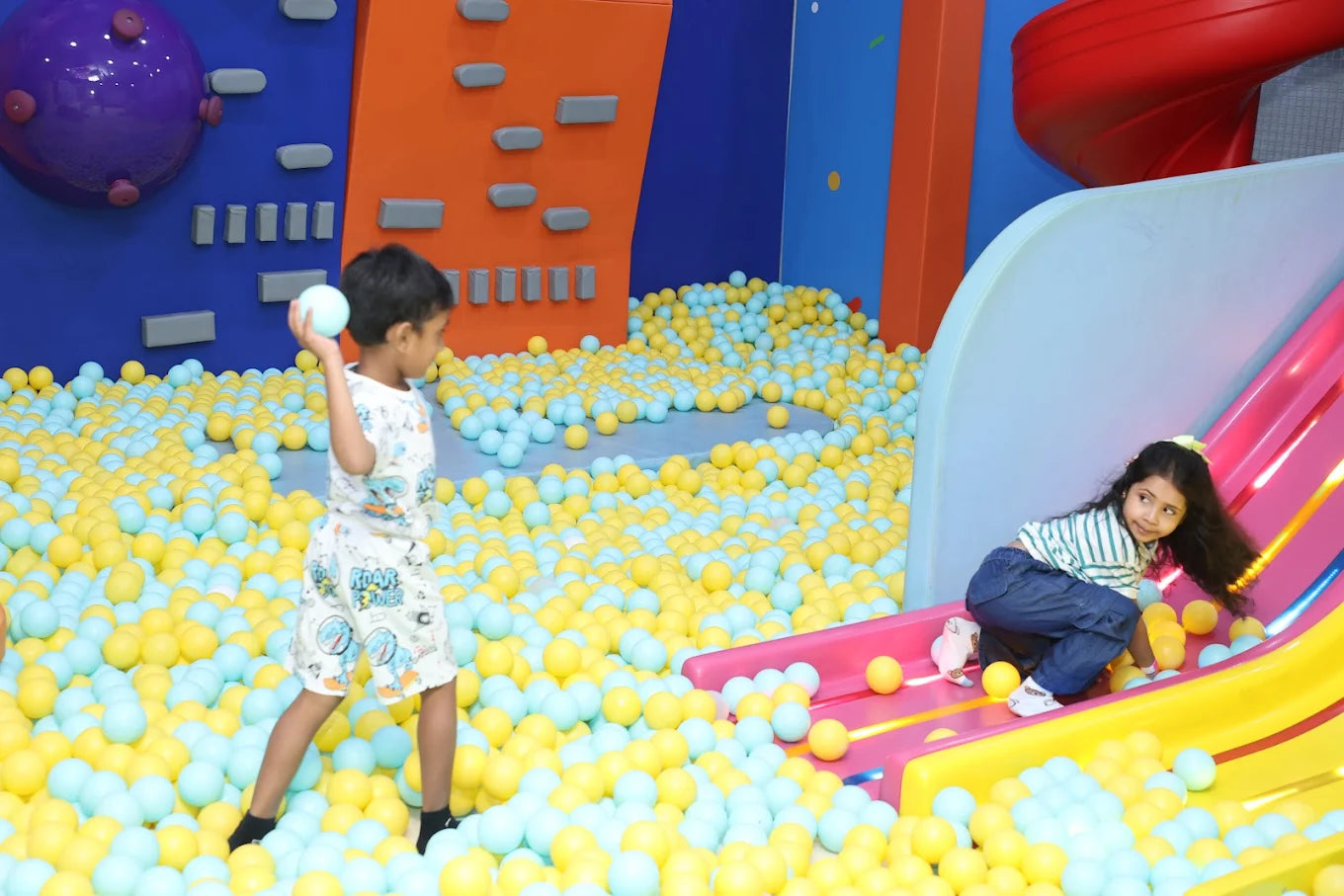 AVI Smart Park Indoor Play Area | Andheri West Mumbai
