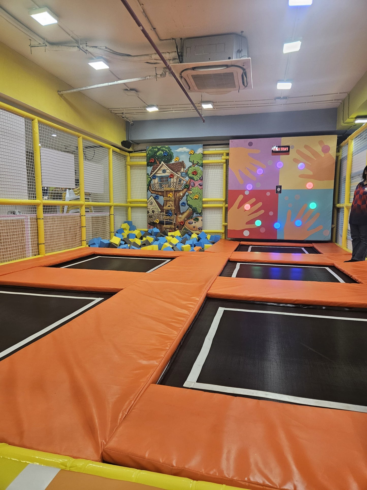 Baccha Party Indoor Play Area | Chandivali Powai Mumbai