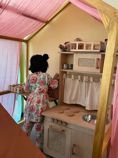 Big Little Hood Kids Play Area & Co-Works | Sector 135 Noida