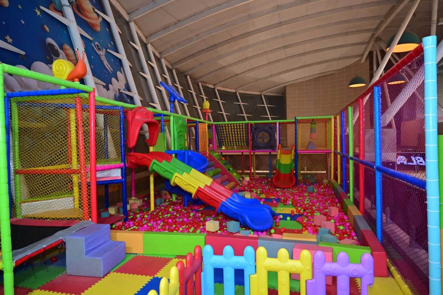 Blaast Entertainland 83 Arcade Play Area Trampoline in Gurgaon - ActivityKidz
