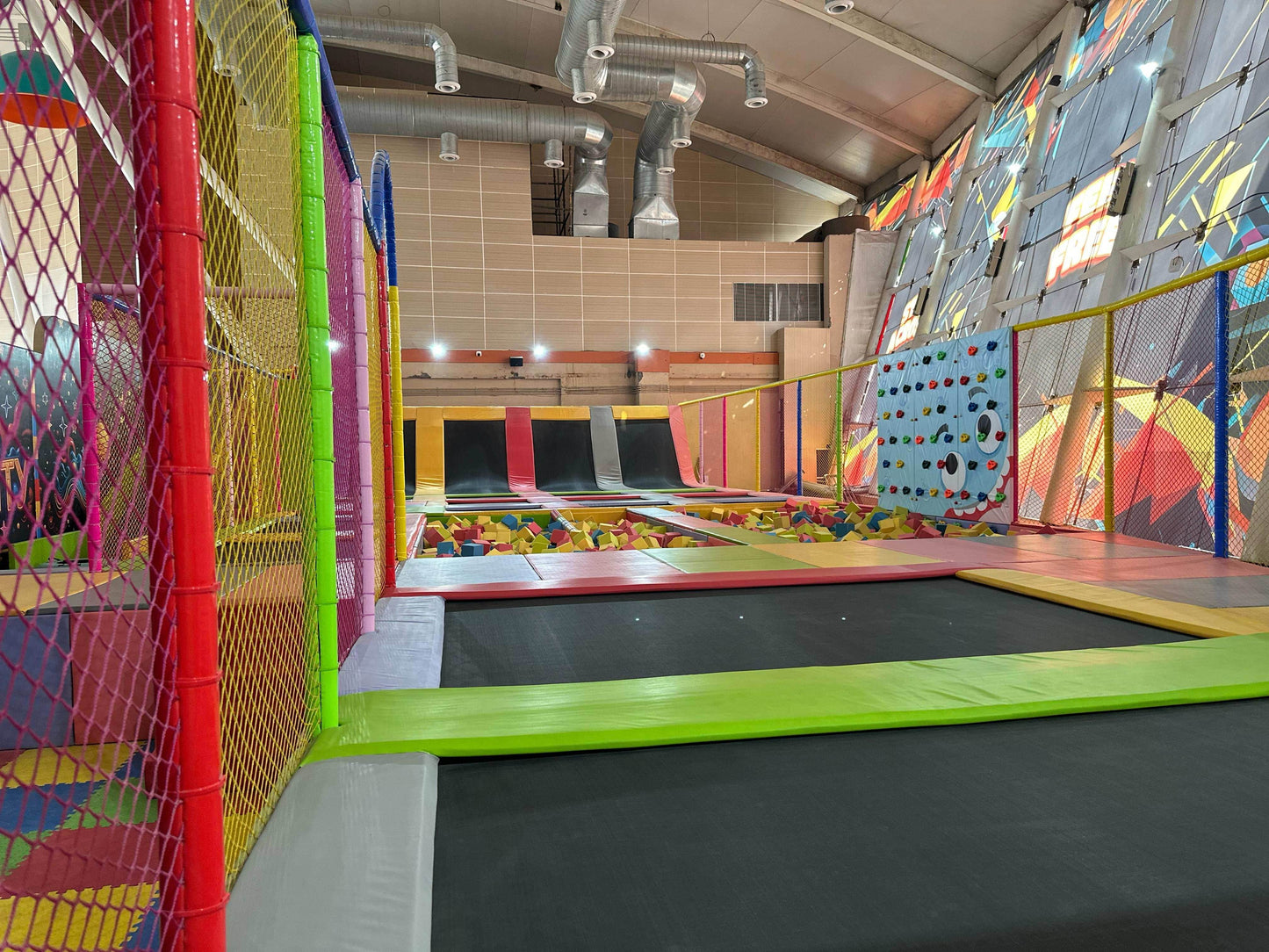 Blaast Entertainland 83 Arcade Play Area Trampoline in Gurgaon - ActivityKidz