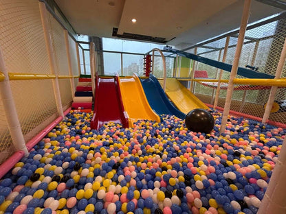 Bounceeland Indoor Play Area | World Metro Mall Sector 56 Gurgaon - ActivityKidz