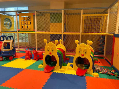 Bounceeland Indoor Play Area | World Metro Mall Sector 56 Gurgaon - ActivityKidz