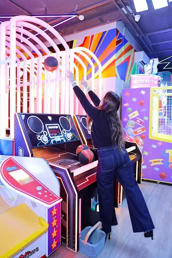 BZURKK!! Gaming Arcade & Golf Simulator Punjabi Bagh Delhi