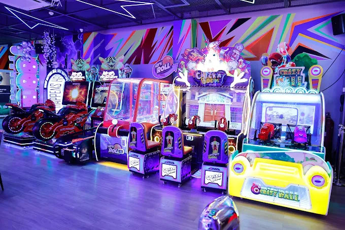 BZURKK!! Gaming Arcade & Golf Simulator Punjabi Bagh Delhi