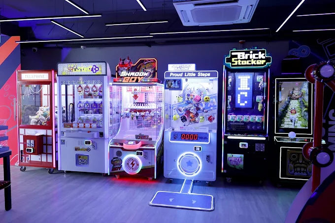 BZURKK!! Gaming Arcade & Golf Simulator Punjabi Bagh Delhi