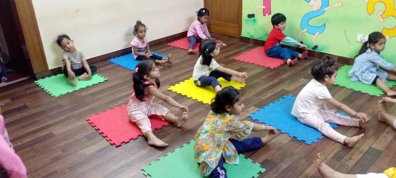 Cambridge Montessori Preschool & Daycare | Sector 23 Gurgaon - ActivityKidz