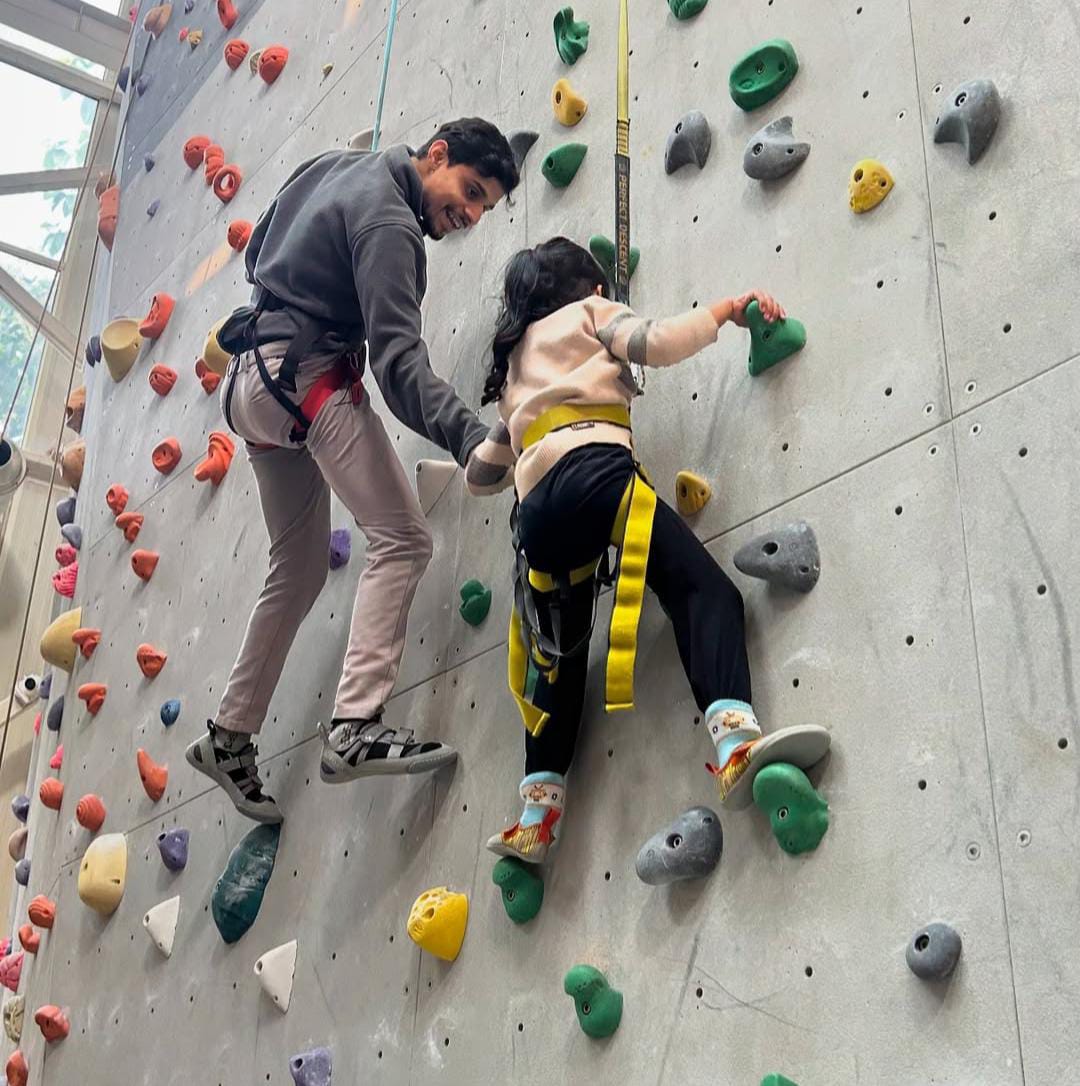 Climb Central Academy of Indoor Rock Climbing | Mehrauli-Gurgaon Road New Delhi