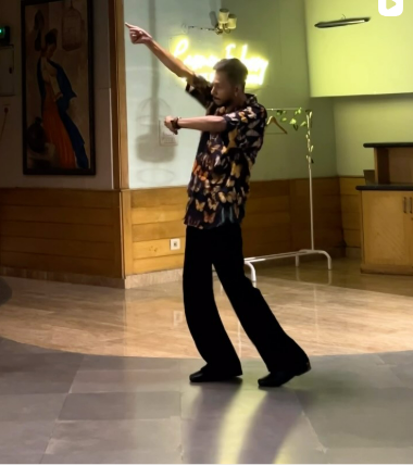 Cosmic Dance Embassy for Bollywood Hip Hop Dance | Sector 31 Gurgaon