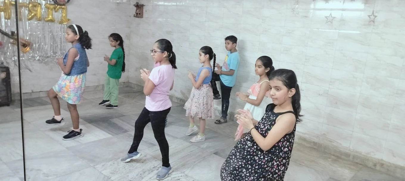 DVC Dance and Fitness Studio for Bollywood Hip-Hop Classes | Sector 40 Gurgaon - ActivityKidz