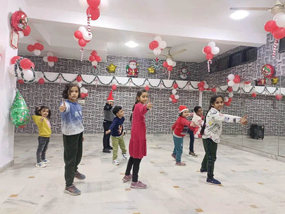 DVC Dance and Fitness Studio for Bollywood Hip-Hop Classes | Sector 40 Gurgaon - ActivityKidz