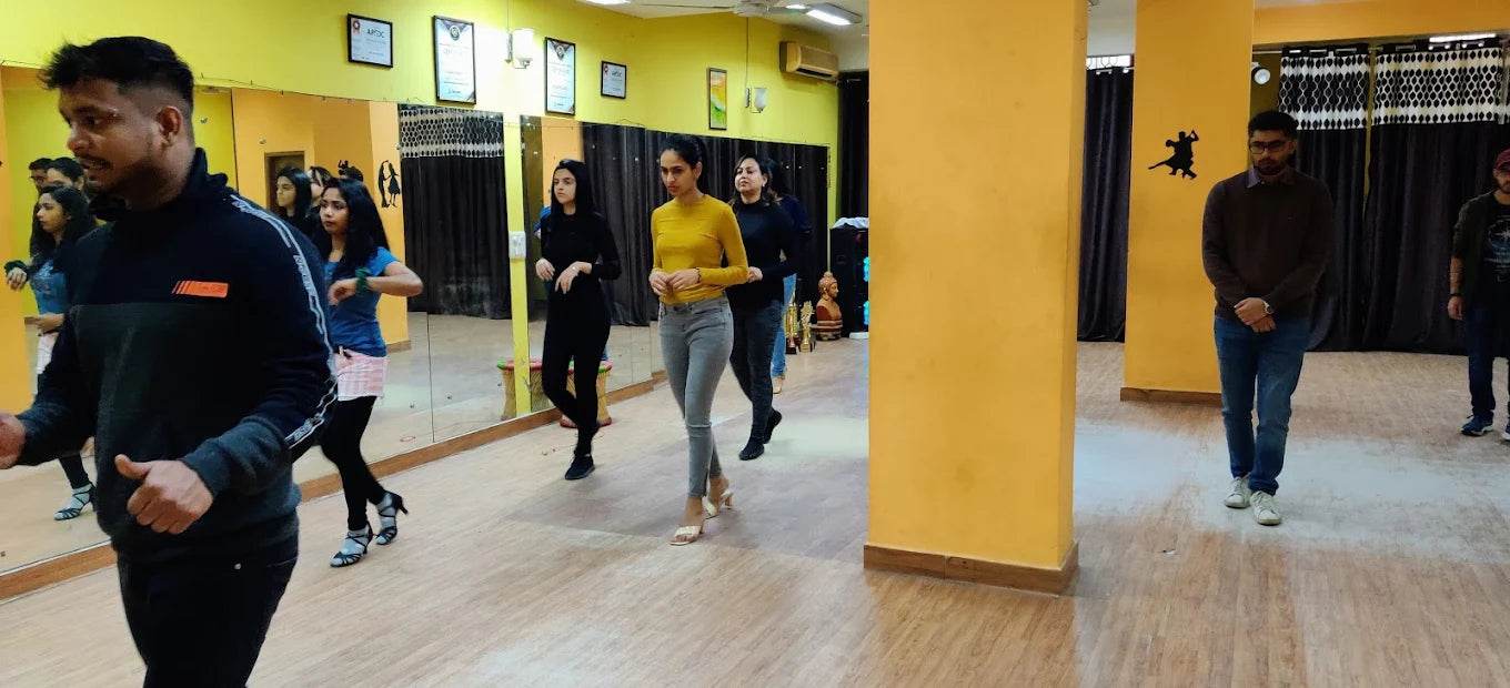 Dance Euphoria Academy for Bollywood Hip-Hop Classes | Sector 49 Gurgaon - ActivityKidz