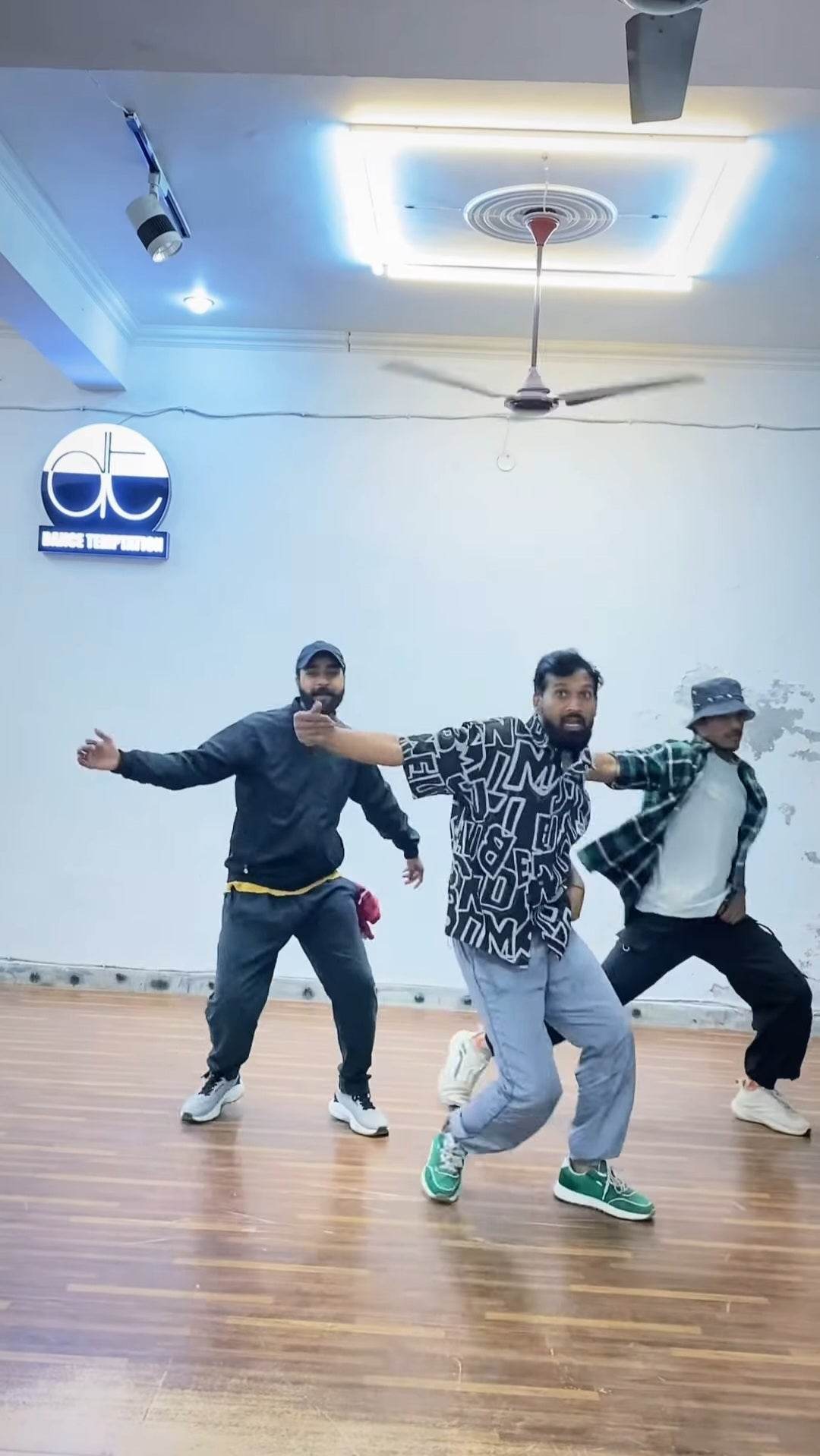 Dance Temptation Fitness Studio for Bollywood Western Dance Classes | Sector 10 Gurgaon - ActivityKidz