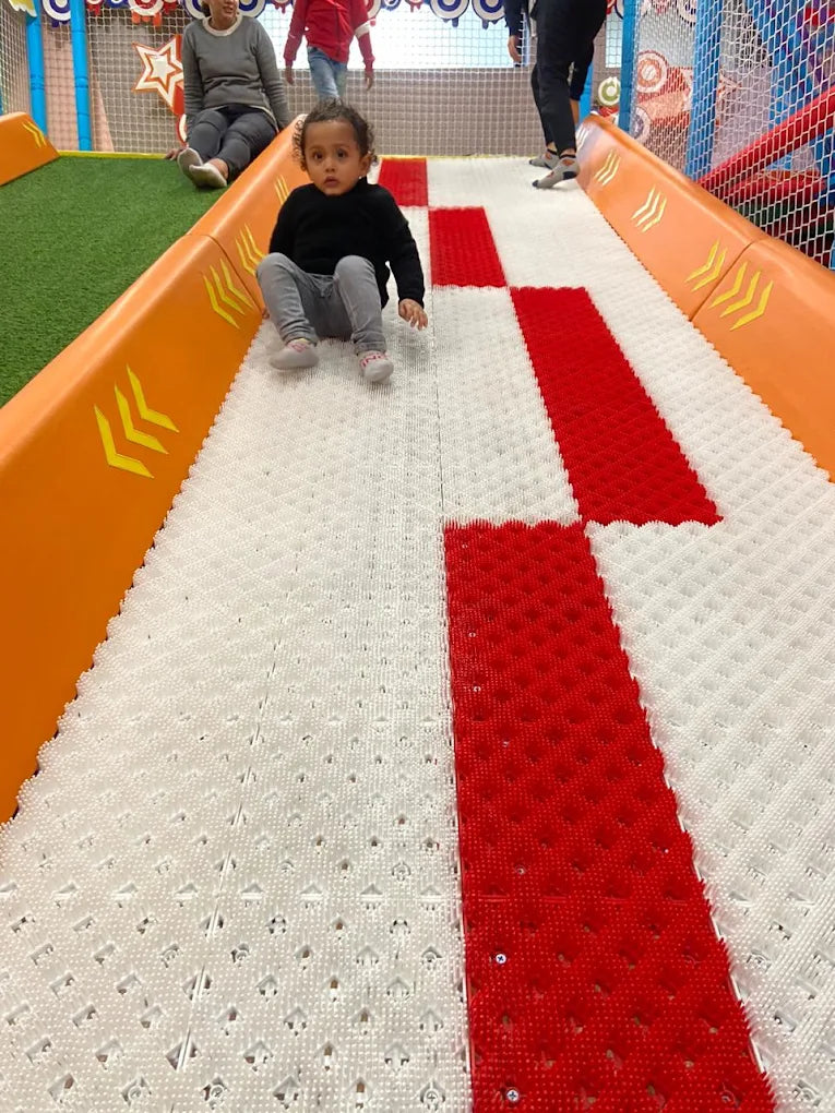 Duck Duck Goose Play Area & Arcade Games | Rajouri Garden Delhi