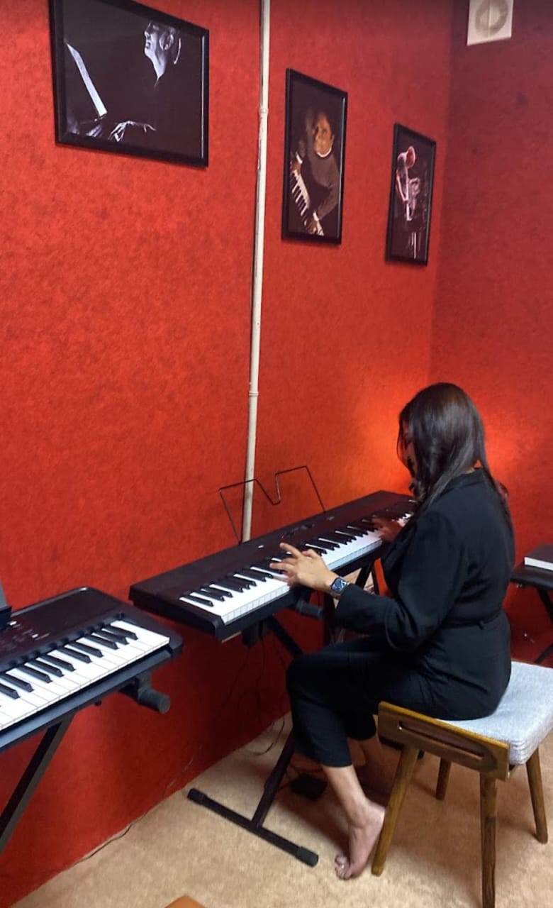 Fox Music Academy for Music Instruments Dance and Vocals | Sushant Lok Phase 2 Sector 57 Gurgaon