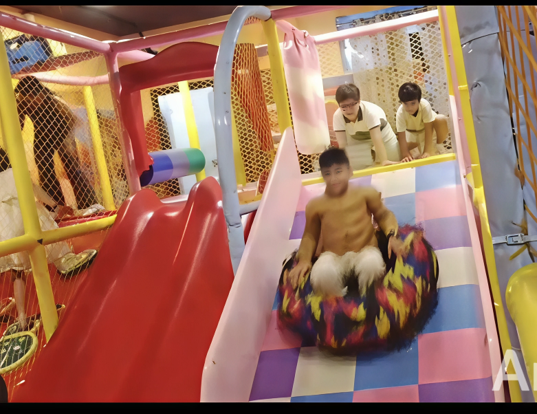 Funfinity Play Area & Arcade Zone | Ranikhet Pitampura Delhi