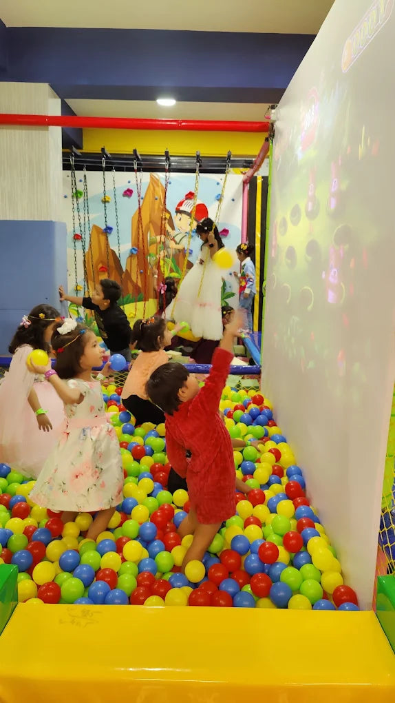 Funkkyy Froggss Play Area | Manu Plaza Indirapuram Ghaziabad