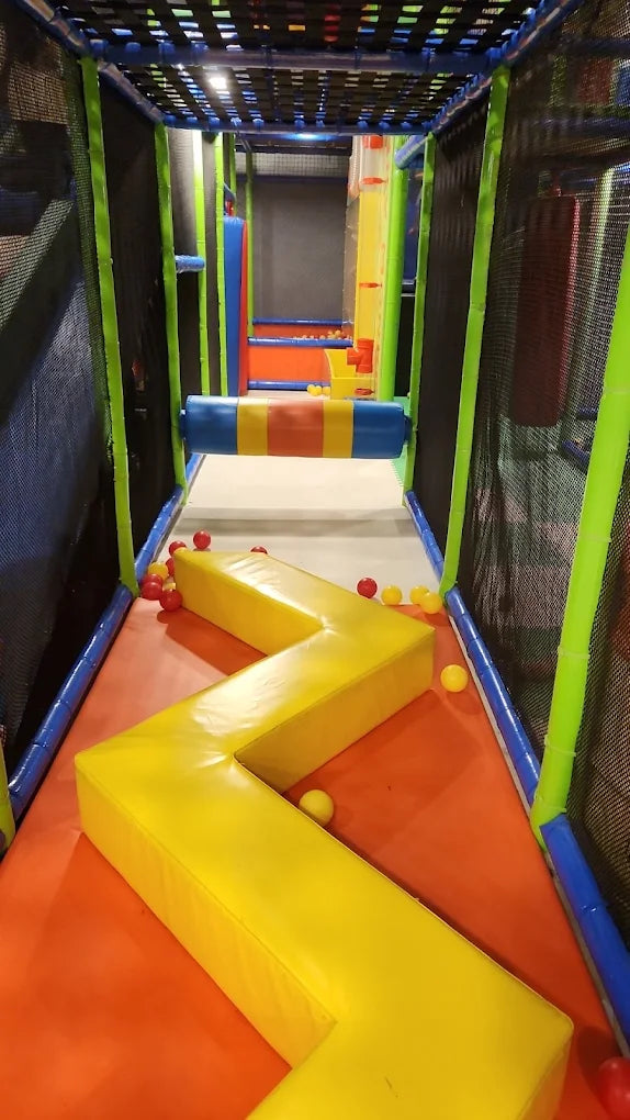 Funky Monkeys Play Center | Chembur Mumbai