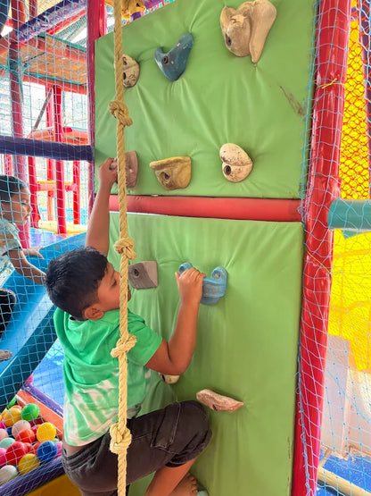 Funzania Indoor Play Area | Mahalaxmi Nagar Indore