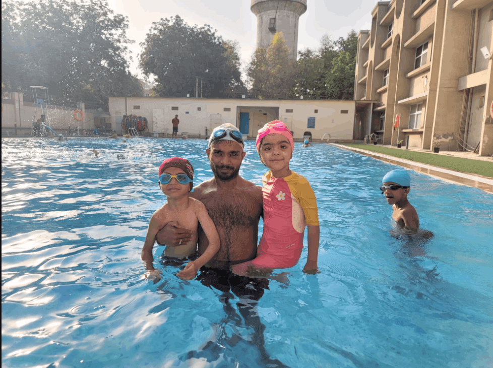 GD Goenka Swimming Classes | Sector 10A Gurgaon - ActivityKidz