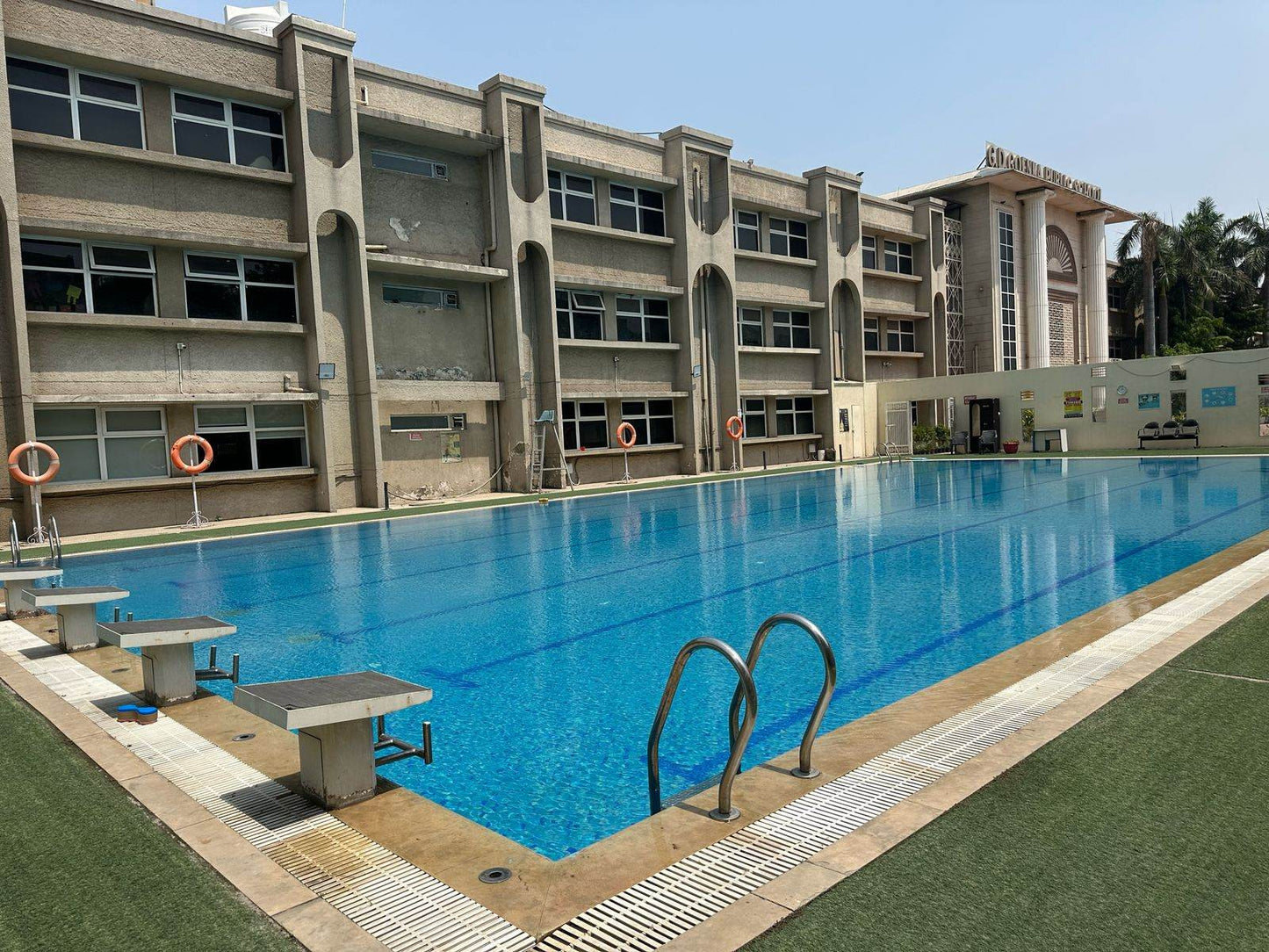 GD Goenka Swimming Classes | Sector 10A Gurgaon - ActivityKidz