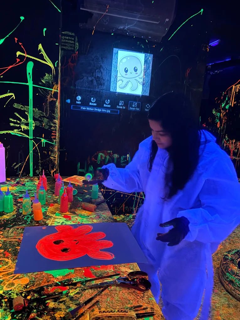 Gaming Universe Anger Room & Neon Splash | Rajinder Nagar Delhi