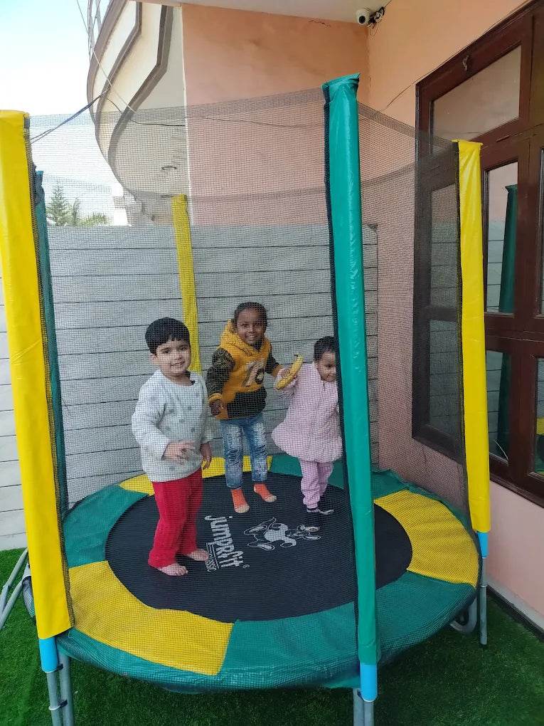 Green Fooressto Daycare & Preschool near Om Sweets in Sector 10A Gurgaon - ActivityKidz