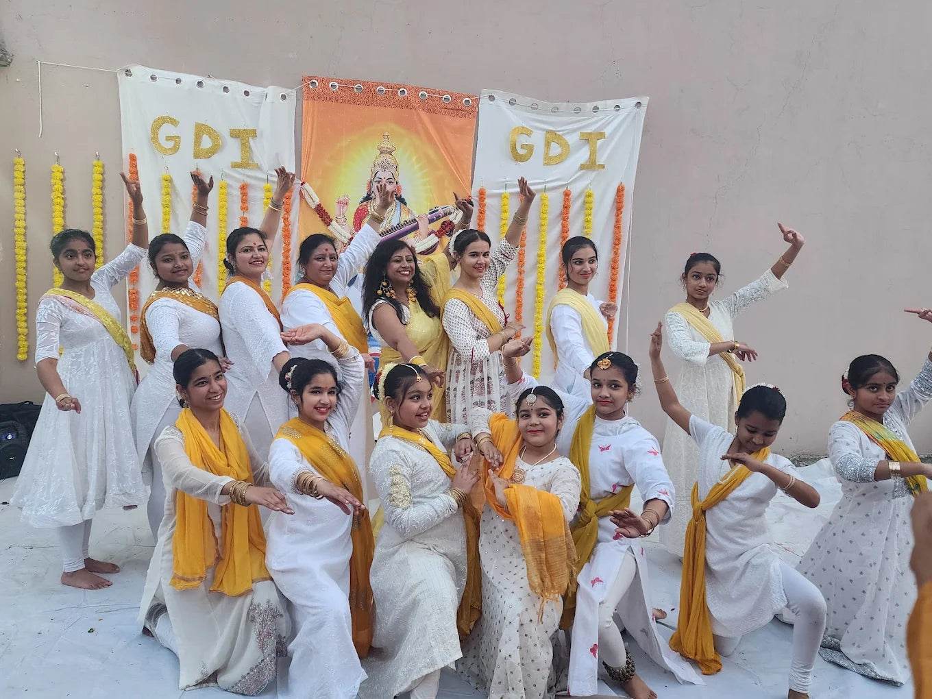 Ghungroo Dance Institute for Kathak Classes | Near PNB Bank Sector 4 Gurgaon - ActivityKidz