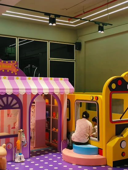 Giggle Garden Indoor Play Area | Sector 104 Noida
