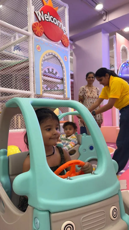 Giggle Wiggle Play Area & Cafe | Stalwart Insignia Vesu Surat