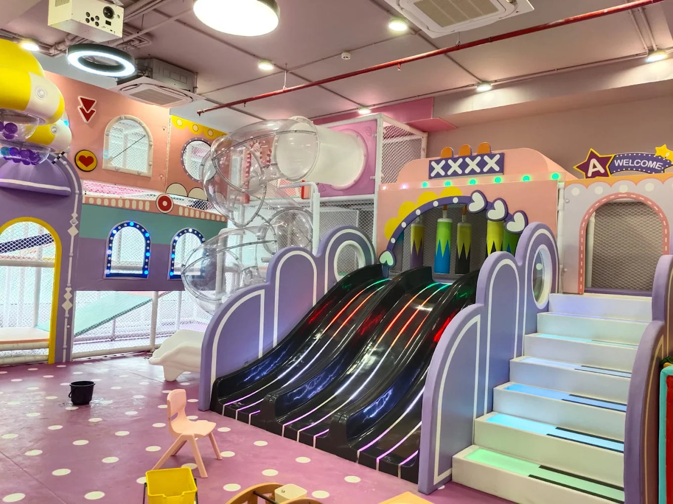 Giggle Wiggle Play Area & Cafe | Stalwart Insignia Vesu Surat