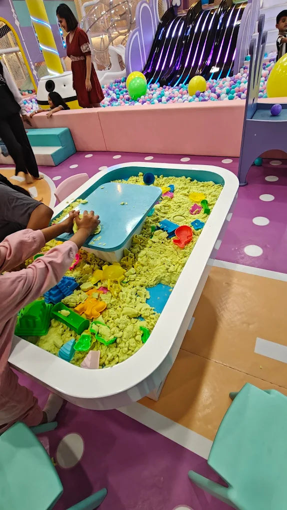 Giggle Wiggle Play Area & Cafe | Stalwart Insignia Vesu Surat