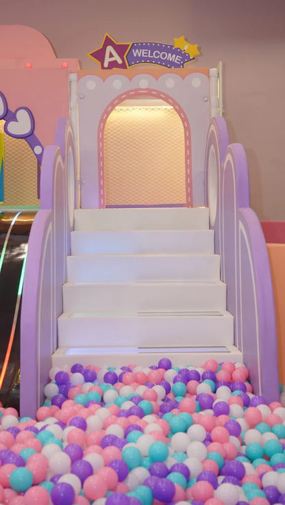 Giggle Wiggle Play Area & Cafe | Stalwart Insignia Vesu Surat