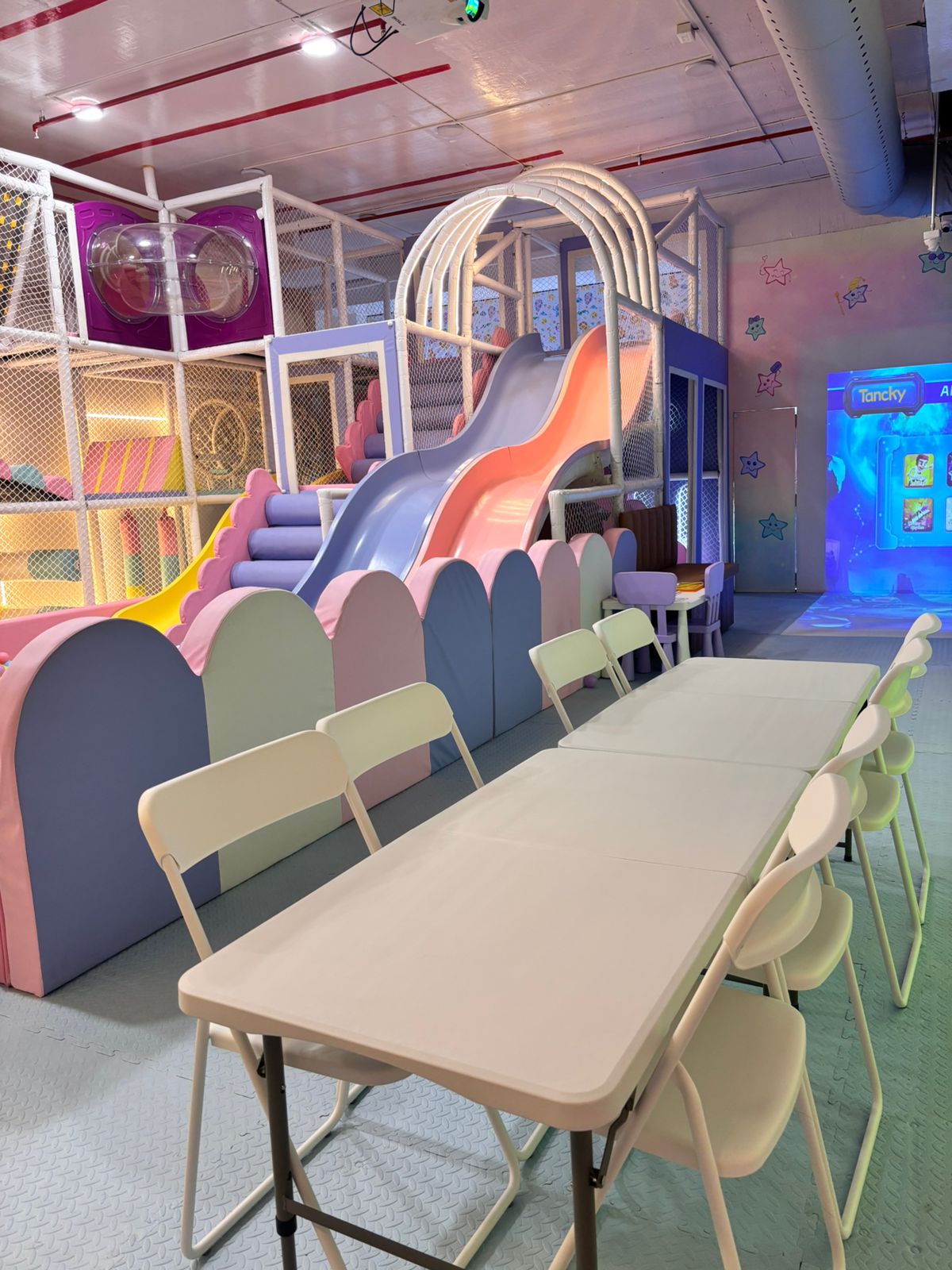Giggles SmartPlay Indoor Kids Zone | Baner Balewadi Pune
