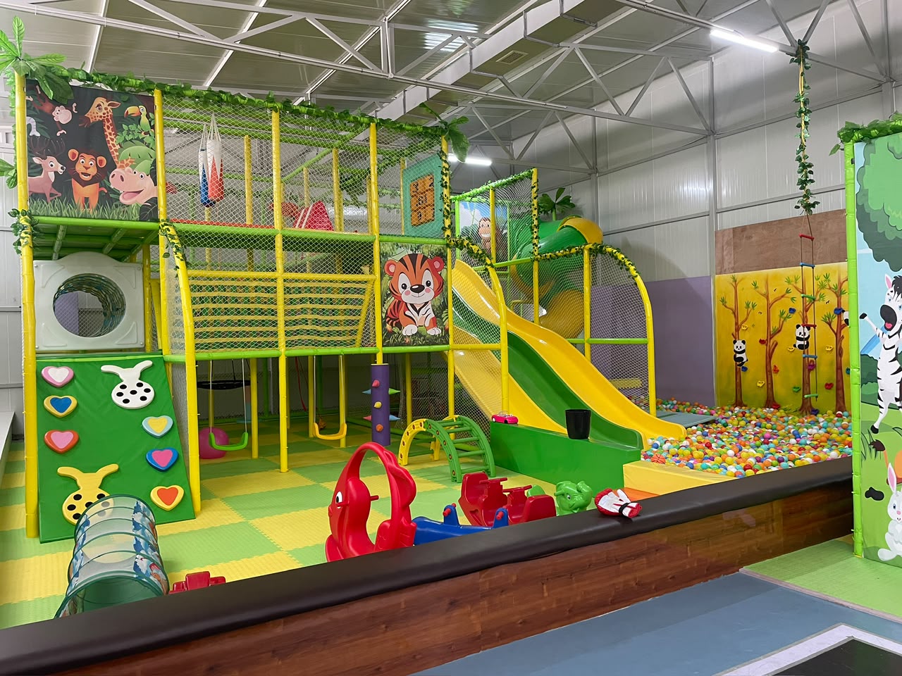 Happy Kiddos Indoor Play Area | Marsur Bangalore