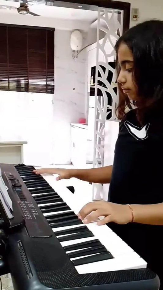 Hero Music Classes for Guitar and Piano | Ashok Vihar Gurgaon - ActivityKidz