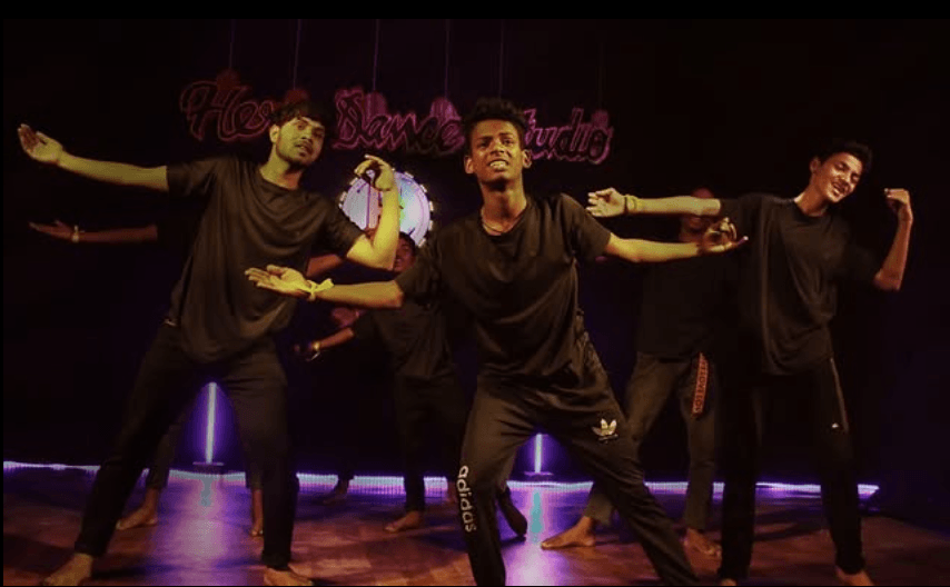Hero Dance Studio for Hip-Hop Bollywood Classes | Ashok Vihar Phase 3 Gurgaon - ActivityKidz