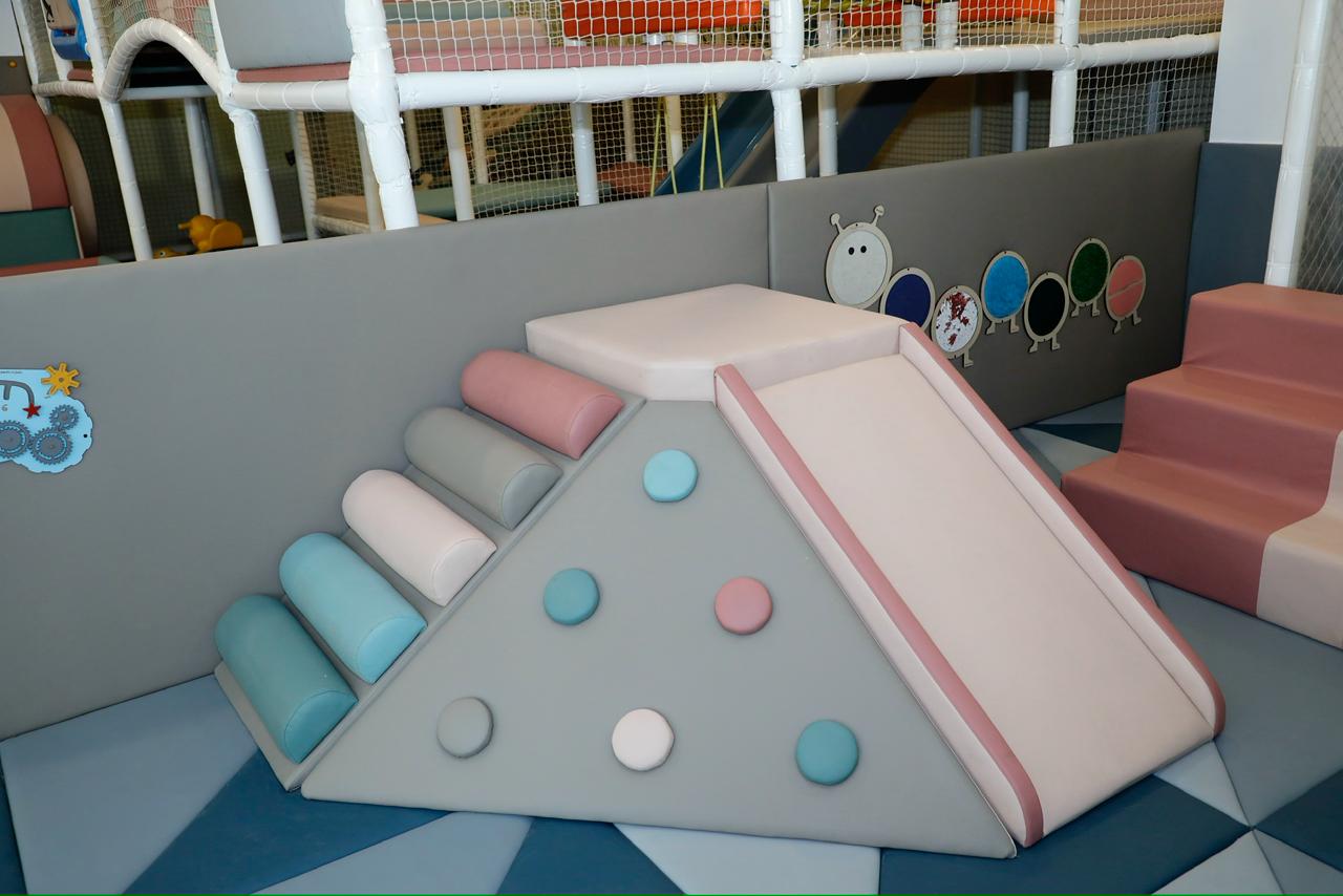 Hop N Bop Play Area | The Corporate Lounge Khar West Mumbai