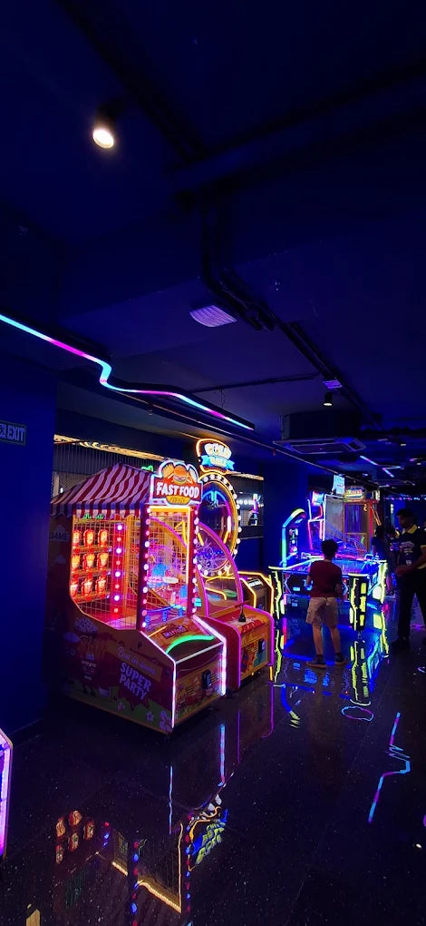 HopUp Play Area & Game Zone | Anjana Central Mall Agra